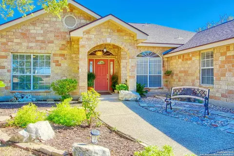 15260 Miller Rd, Saint Hedwig, TX 78152