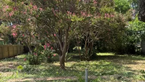 208 Mercedes, San Antonio, TX 78207