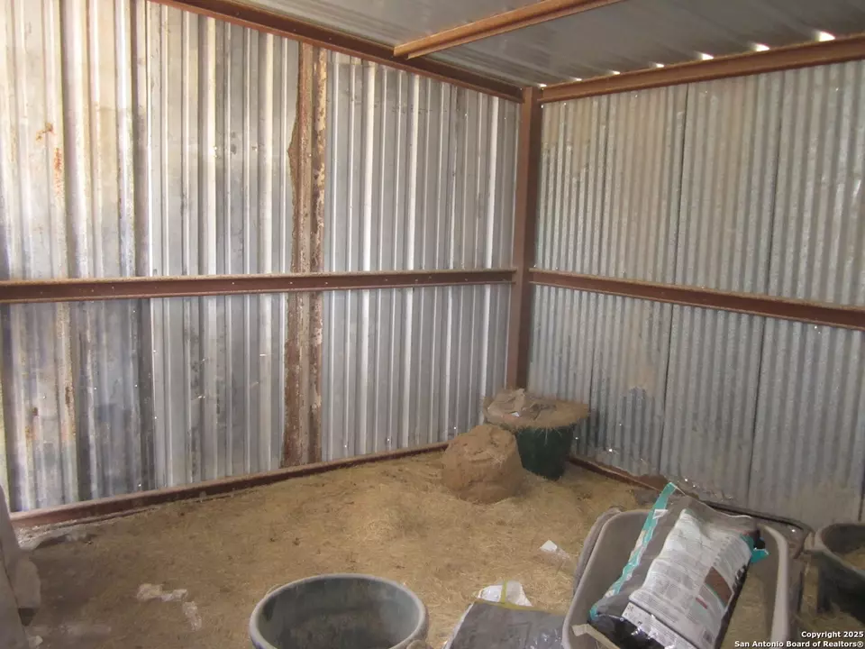  1318 Oak Ridge Ln, Pipe Creek, TX 78063 photo 31