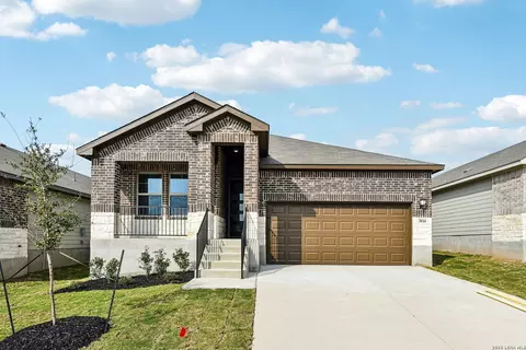 3016 Nash Dr, New Braunfels, TX 78132