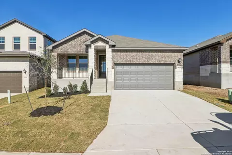 3020 Nash Dr, New Braunfels, TX 78132
