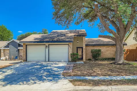 9627 Wildwood Rdg, San Antonio, TX 78250