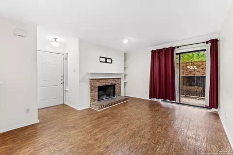 4212 Medical Dr #413, San Antonio, TX 78229
