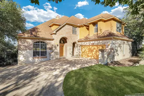 1711 Winding Vw, San Antonio, TX 78260