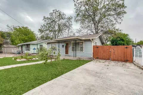 310 Chipinque, San Antonio, TX 78237