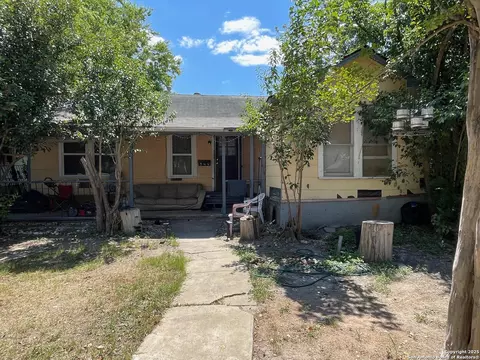 946 W Lynwood, San Antonio, TX 78201