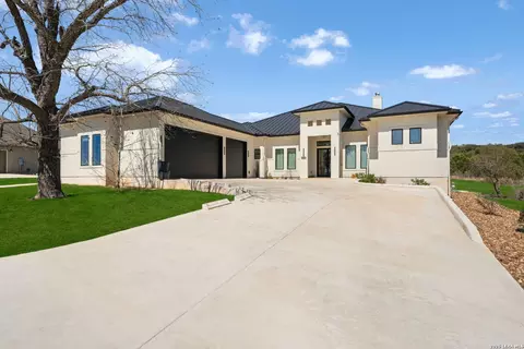202 Mystic Shores Blvd, Spring Branch, TX 78070