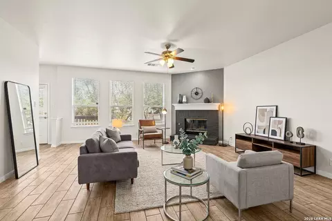 1223 Knights Cross, San Antonio, TX 78258