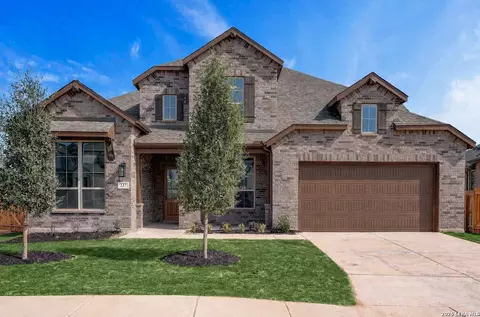 237 Lacey Oak, Castroville, TX 78009