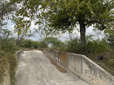 5343 Natho St, San Antonio, TX 78222