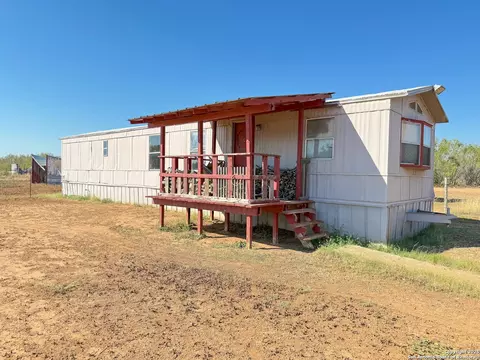 179 Pr 6624, Devine, TX 78016 photo 16