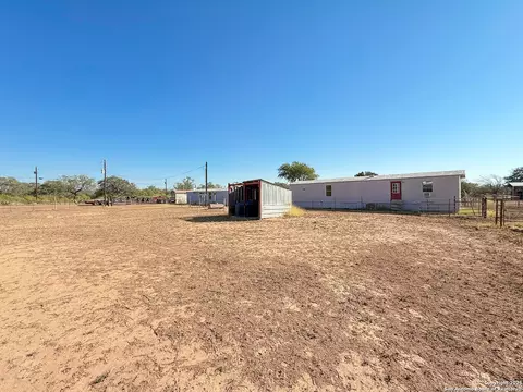 179 Pr 6624, Devine, TX 78016 photo 11