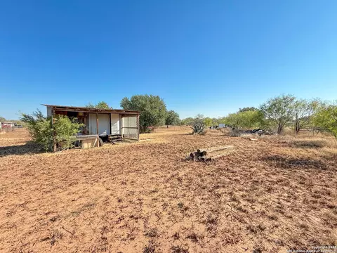 179 Pr 6624, Devine, TX 78016 photo 10