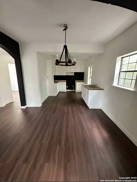 3410 Morales, San Antonio, TX 78207