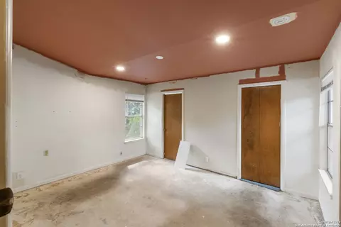 Bedroom - 9614 Tioga, San Antonio, TX 78230 photo 1 of 4