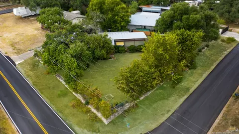 2020 Overhill, Canyon Lake, TX 78133