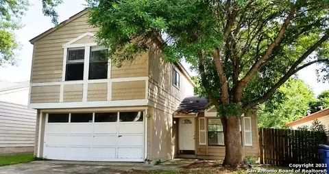 10039 Birch Field Dr, San Antonio, TX 78245