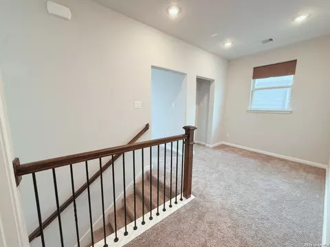 Entry Way - 9110 Devils Riv, Converse, TX 78109 photo 4 of 6