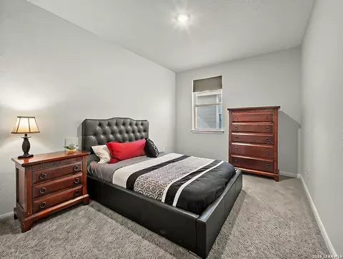 Bedroom - 9110 Devils Riv, Converse, TX 78109 photo 3 of 5