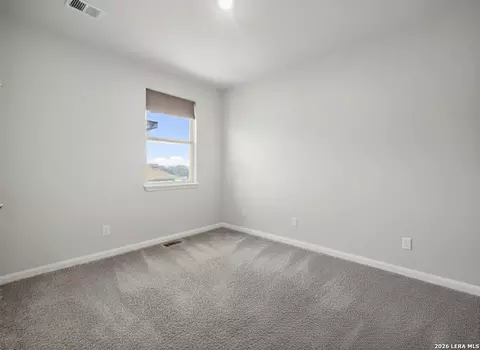 Bedroom - 9110 Devils Riv, Converse, TX 78109 photo 4 of 5