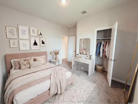 Bedroom - 9110 Devils Riv, Converse, TX 78109 photo 3 of 11