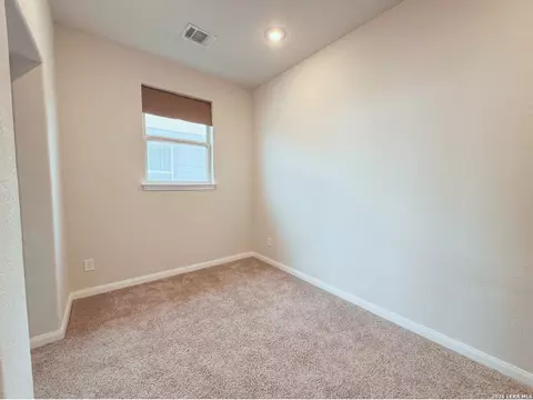 Bedroom - 9110 Devils Riv, Converse, TX 78109 photo 6 of 11