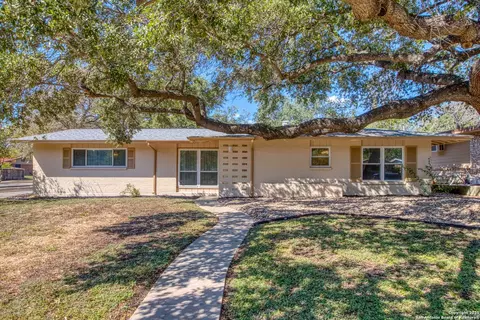 247 Montfort, San Antonio, TX 78216
