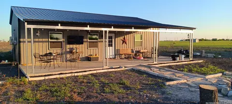 351 Ebert, Marion, TX 78124