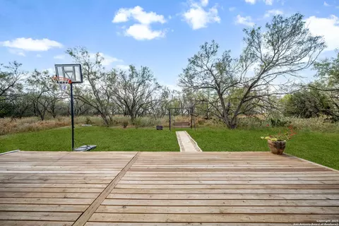 Exterior - 558 County Road 7713, Devine, TX 78016 photo 2 of 6