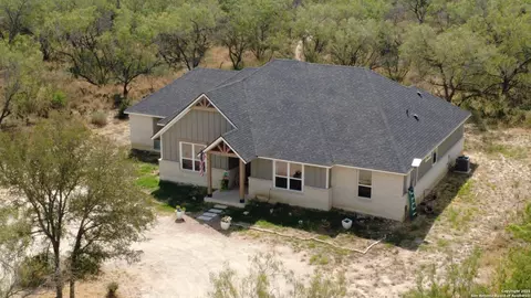 Exterior - 558 County Road 7713, Devine, TX 78016 photo 6 of 6