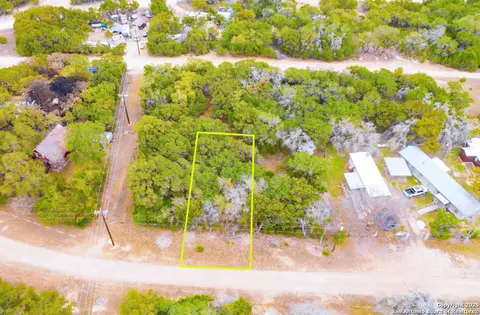 69 Wagon Wheel, Bandera, TX 78003