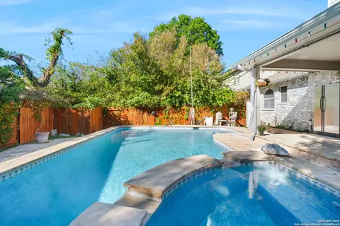 12211 Hart Crst, San Antonio, TX 78249