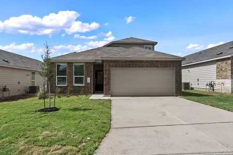 736 Horsetail Ln, New Braunfels, TX 78132