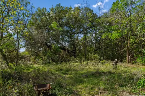 Exterior - 14350 Interstate 35, Von Ormy, TX 78073 photo 7 of 7