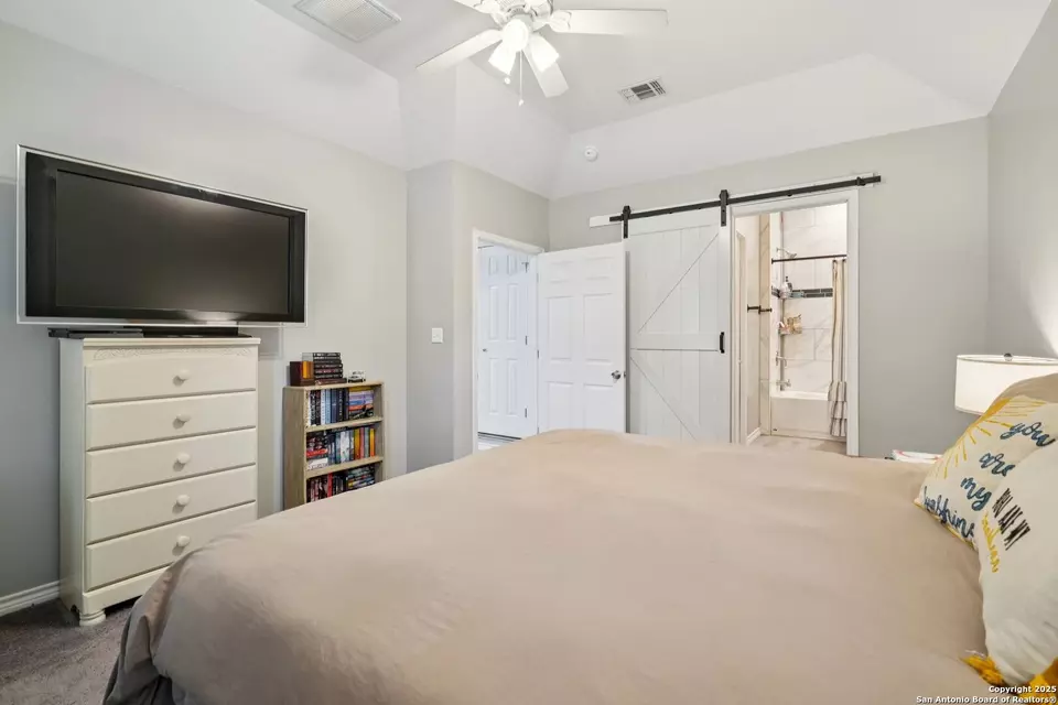 Bedroom - 636 Skyline Dr, Bandera, TX 78003 photo 2 of 3