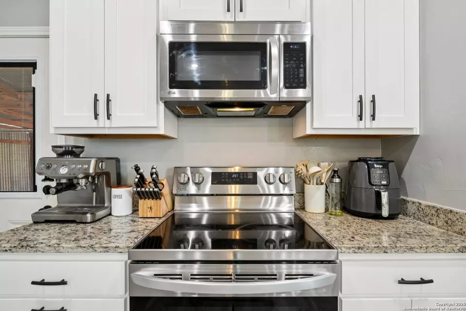 Kitchen - 636 Skyline Dr, Bandera, TX 78003 photo 3 of 3