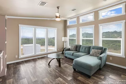 4207 Forest Trl, Bandera, TX 78003