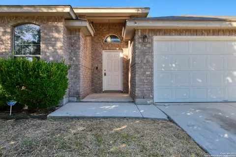 8234 Grissom Cir, San Antonio, TX 78251
