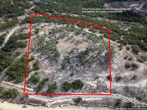 322 Mitchell Dr, Spring Branch, TX 78070