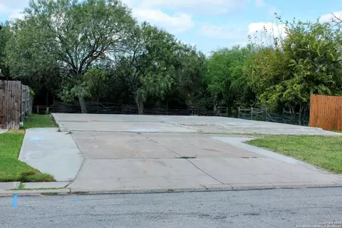 7142 Shady Elms, San Antonio, TX 78240