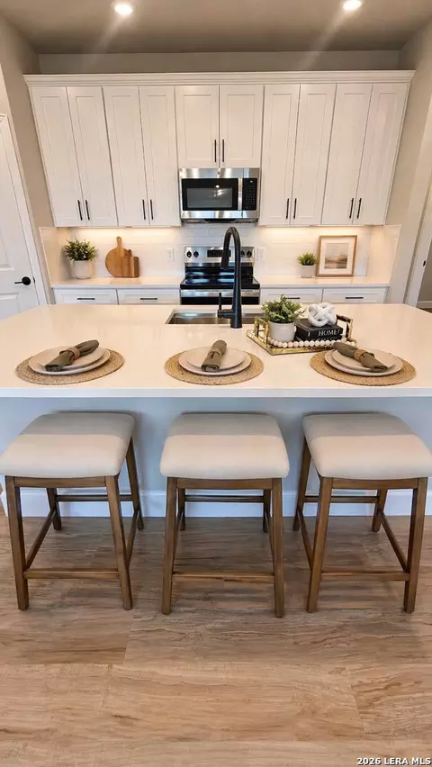 Kitchen - 7205 Exeter, Spring Branch, TX 78070 photo 1 of 2