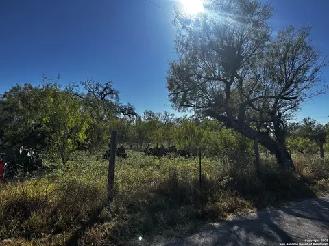 tbd County Road 777, Devine, TX 78016 photo 3