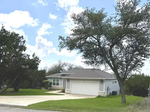 250 Deer Run Pass, Canyon Lake, TX 78133
