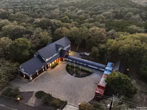 20053 Scenic Loop Rd, Helotes, TX 78023