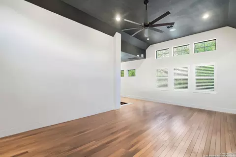 Living - 20053 Scenic Loop Rd, Helotes, TX 78023 photo 4 of 4