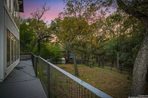 Exterior - 20053 Scenic Loop Rd, Helotes, TX 78023 photo 4 of 8