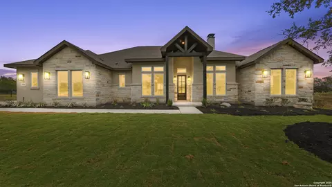 108 Tranquility Trl, Spicewood, TX 78669