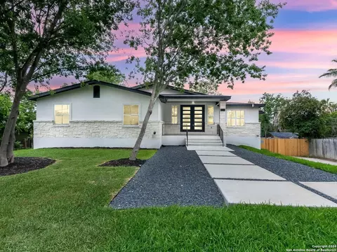 630 E Sunshine Dr, San Antonio, TX 78228