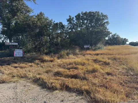 10581 W Ranch Road 337, Camp Wood, TX 78833