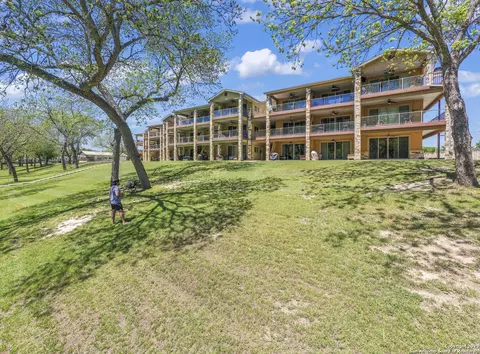 540 River Run #301, New Braunfels, TX 78132